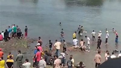 والدتها منهارة.. استمرار البحث عن جثمان صغيرة غرقت في مياه النيل بالغربية | بث مباشر