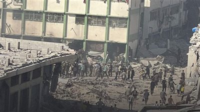 جيش الاحتلال يقصف مدرسة تؤوي نازحين في حي الشيخ رضوان بقطاع غزة