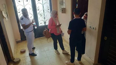 تحرير 63 محضرًا ضد أصحاب وحدات الإسكان المخالفة بمدينة حدائق أكتوبر