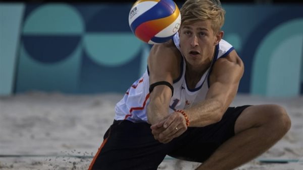 اللاعب الهولندي ستيفن