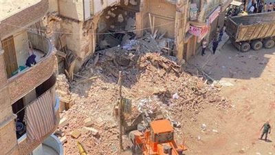صادر له قرار إزالة.. جهات التحقيق تستمع لأسرة الزوجين المتوفيين في حادث انهيار عقار المنوفية | بث مباشر