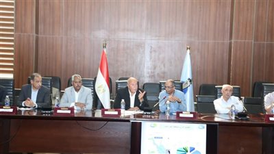 بعد غضب الأهالي من نقصها.. البحر الأحمر توفر مياه شرب بـ 26 جنيها للطن وغرامة 10 آلاف للمخالفين