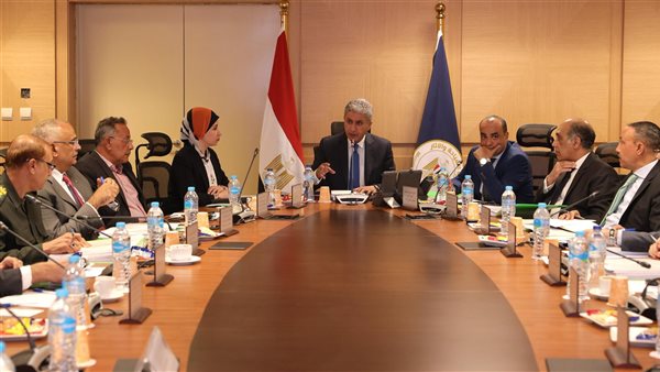 وزير السياحة والآثار