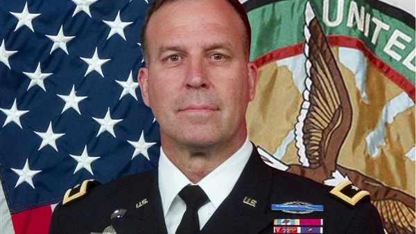  قائد القيادة المركزية