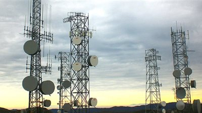 القبض على 4 متهمين لمحاولتهم سرقة بطاريات شبكات المحمول بالقطامية