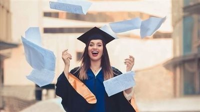 الناجح يرفع إيده| صور تهنئة بالنجاح في الثانوية العامة.. بطاقات وأغاني مبهجة للطلاب