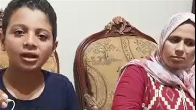 شاب يعثر على 100 ألف جنيه بالبحيرة ويعيدها لصالحبها: لما لقيت الفلوس اديتها لبابا عشان يشوف صاحبها| بث مباشر 