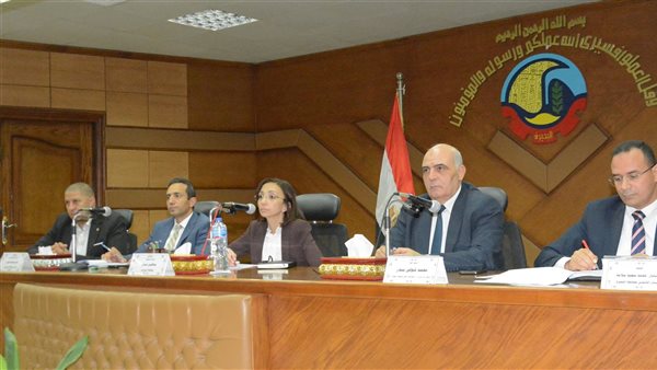 اجتماع لجنة الاستثمار