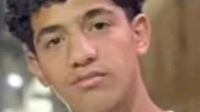 الطب الشرعي يعاين جثمان طالب أنهى حياته بالقفز من الطابق السادس بالقليوبية| بث مباشر