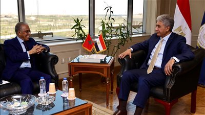 وزير السياحة يبحث مع سفير المغرب بالقاهرة مكافحة الإتجار غير المشروع في الآثار