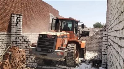 محافظ المنيا: إزالة 161 حالة تعد علي الأرض الزراعية وأملاك الدولة بمراكز المحافظة