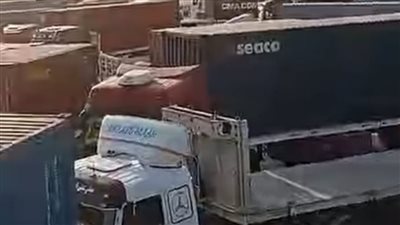 بسبب عطل فني.. توقف حركة الحاويات والسيارات في ميناء السخنة