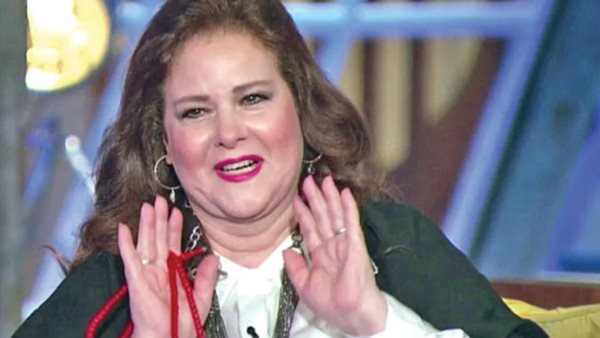 دلال عبد العزيز