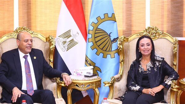 وزيرة التضامن ومحافظ