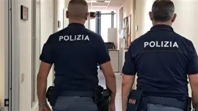 بقيادة مصري.. عصابة تزور تصريحات إقامة في إيطاليا و800 مكالمة يومية كشفت الجريمة