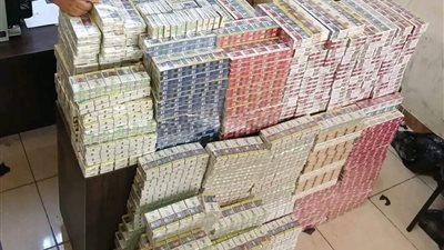 جمارك نويبع تضبط كمية من السجائر الأجنبية غير خالصة الضرائب والرسوم