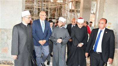 وزير الأوقاف ومحافظ القليوبية يتفقدان مبنى المديرية ومسجد علي فهمي ببنها