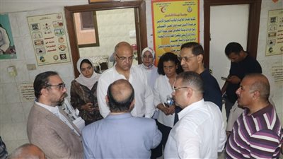 محافظ القليوبية يشدد على تطوير الخدمات الصحية بمركز مسطرد الطبي وزيادة عدد الأطباء