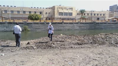 حملة مكبرة للنظافة ورفع الملوثات الصلبة الملوثة لبحر يوسف بالفيوم