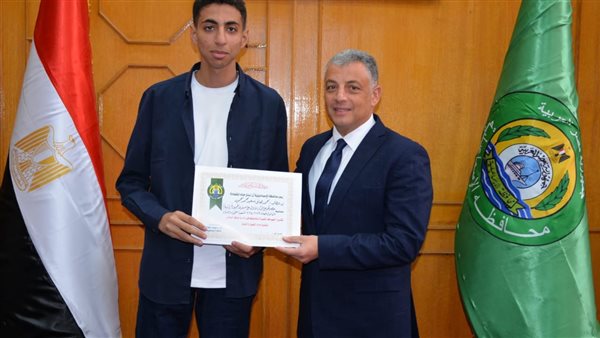 جانب من التكريم 