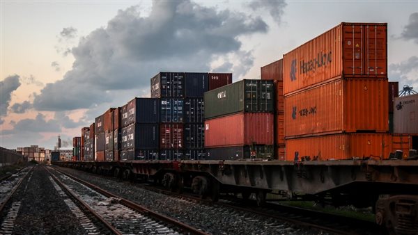 ميناء دمياط