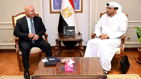 وزير الصناعة كامل