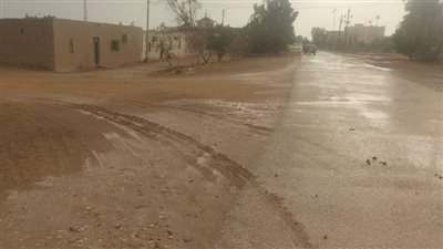 بسبب الأمطار.. فصل التيار الكهربائي عن قرى مركز باريس بالوادي الجديد | بث مباشر