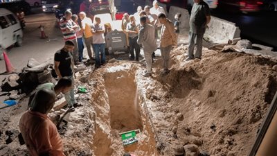 رئيس مياه الإسكندرية يتابع حل مشكلة ضعف المياه بمنطقة العجمي