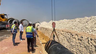 رئيس جهاز القاهرة الجديدة يكلف بتكثيف الأعمال للانتهاء من تنفيذ مشروعات التجمع السادس الجديد 