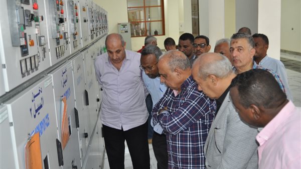 وزير الكهرباء