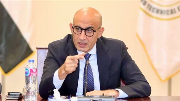 محمد عبد اللطيف وزير