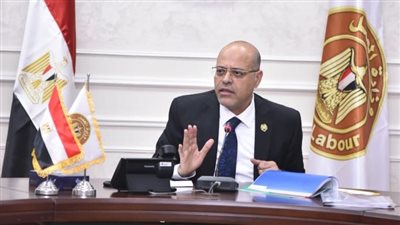 بـ 700 يورو شهريا.. العمل تعلن عن فرص عمل في البوسنة والهرسك