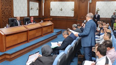 وزير الصناعة: عدم غلق أي منشأة صناعية إلا بعد العرض على رئيس الوزراء