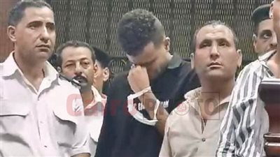 ماسك المصحف.. انهيار عصام صاصا خلال مرافعة دفاعه أمام هيئة المحكمة| صور وفيديو