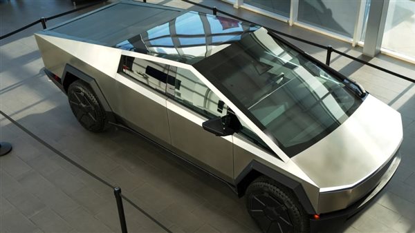 شاحنة سايبرترك