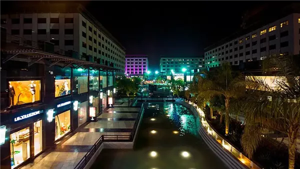 مول القطامية