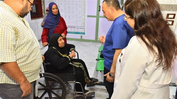 محافظ أسيوط خلال