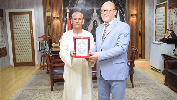 رئيس جامعة سوهاج