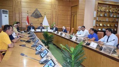 الجيزاوي يترأس اجتماع لجنة ماراثون جامعة بنها للابتكارات