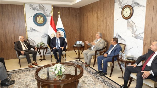 وزير البترول 