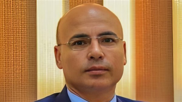 الدكتور أشرف جمعة