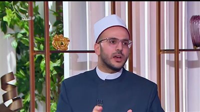 أمين الفتوى: الحديث أونلاين بين الرجل والمرأة أخطر من اللقاء المباشر