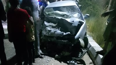 جثة و14 مصابًا.. ننشر أسماء ضحايا حادث تصادم 3 سيارات في قنا