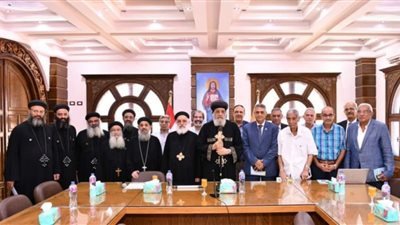  البابا تواضروس الثاني يلتقي كهنة ومجلس كنيسة مارجرجس سبورتنج