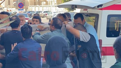 بحضور الحبيب علي الجفري.. تشييع جثمان والدة الداعية مصطفى حسنى إلى مثواه الأخير| صور 