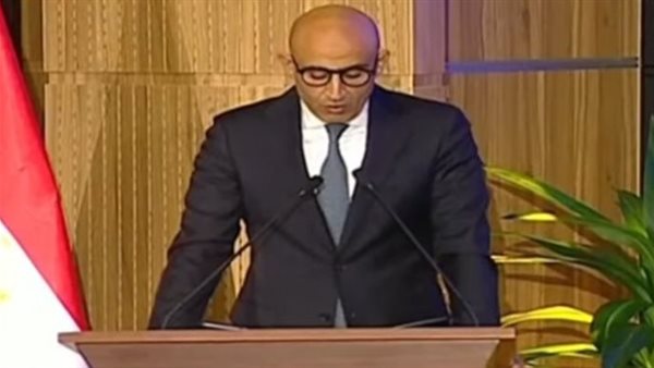 محمد عبد اللطيف وزير