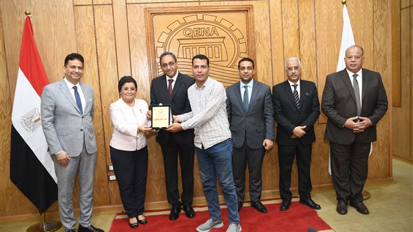 تكريم أطباء نساء