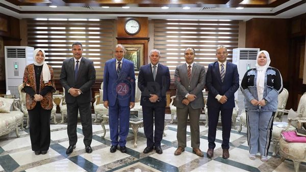 محافظ المنيا