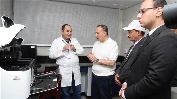 محافظ أسيوط