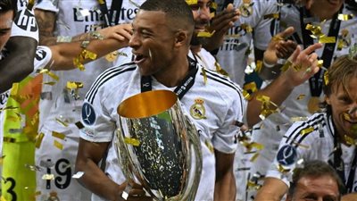 بعد 368 مشاركة في مسيرته.. السوبر الأوروبي يخضع لـ مبابي عقب مباراته الأولى مع مدريد 